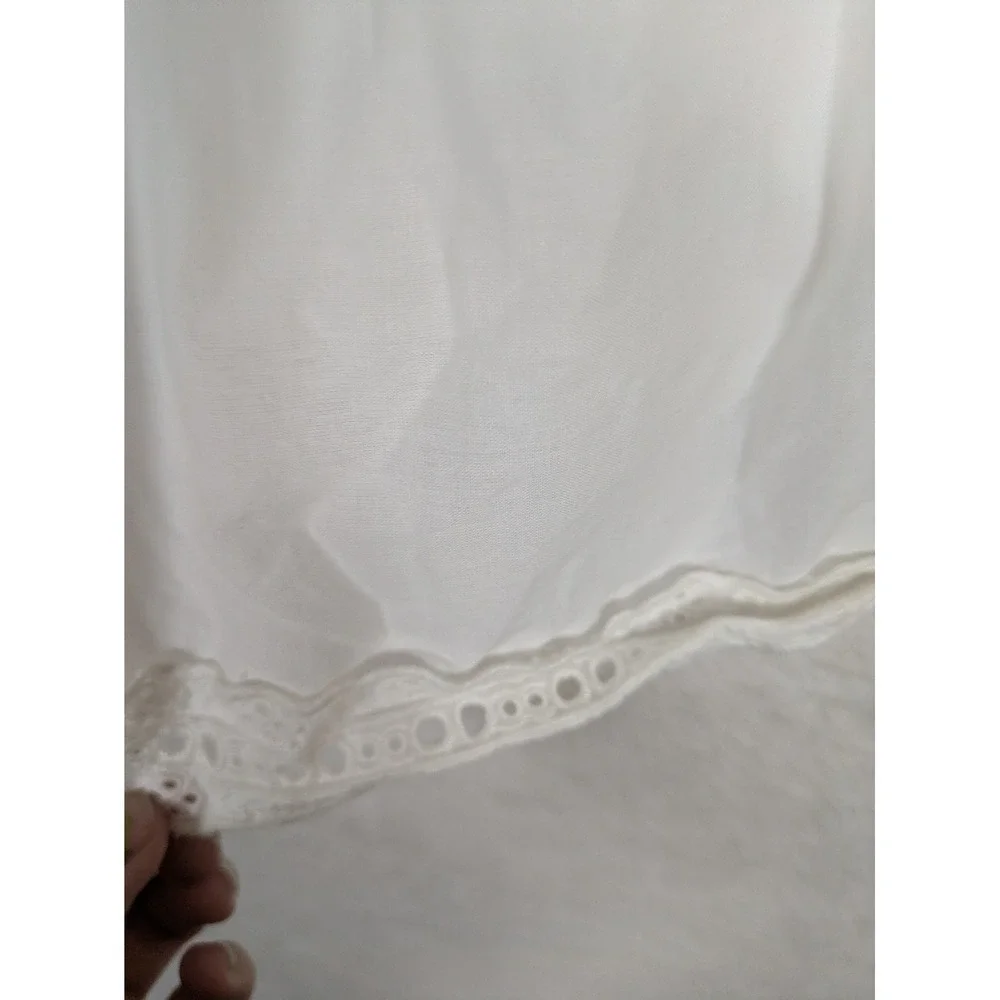 Gap Tiered Eyelet Lace Dress Girl's Size L 10-11 White Flutter Sleeve Boho